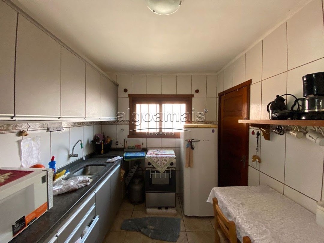 Casa à venda com 3 quartos, 140m² - Foto 14