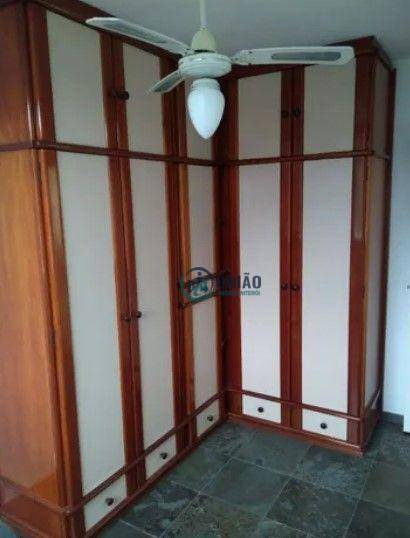 Apartamento à venda com 2 quartos, 68m² - Foto 11