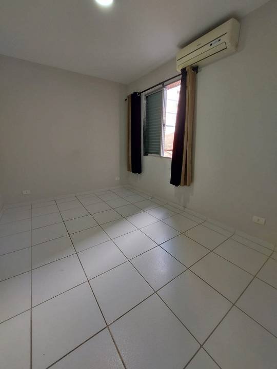 Apartamento à venda com 1 quarto, 40m² - Foto 2