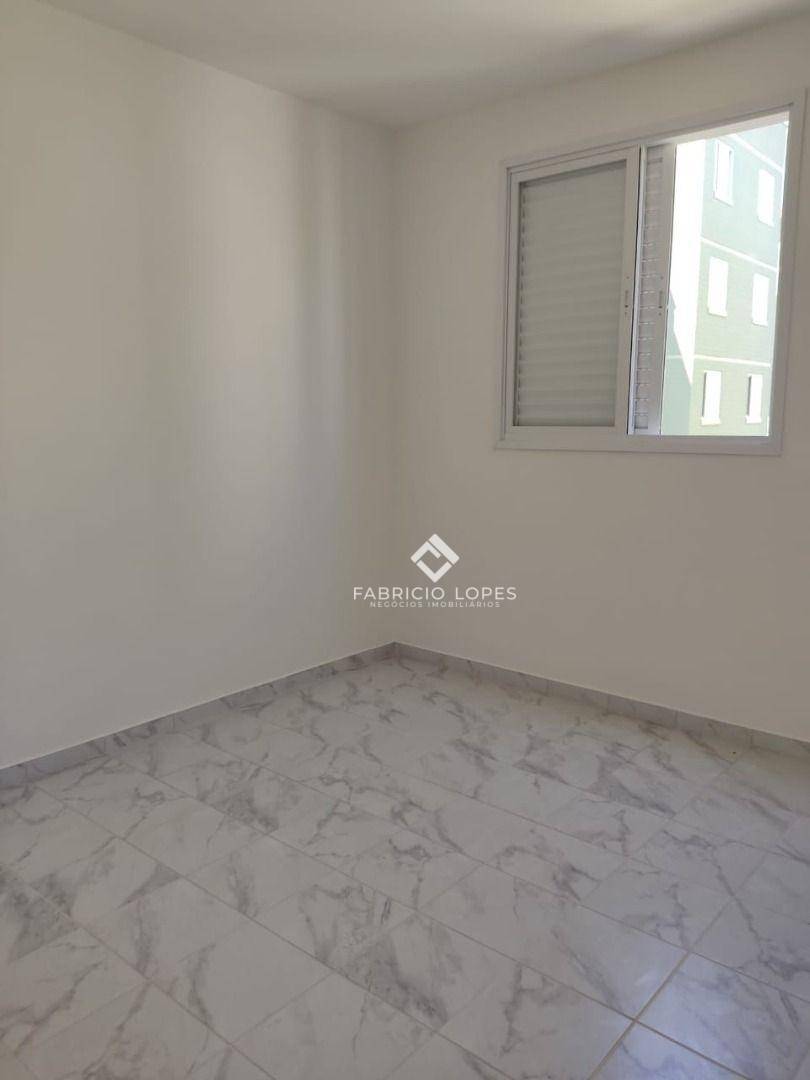 Apartamento à venda com 2 quartos, 45m² - Foto 4