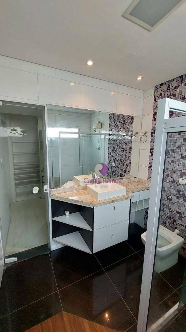 Sobrado à venda e aluguel com 3 quartos, 200m² - Foto 29