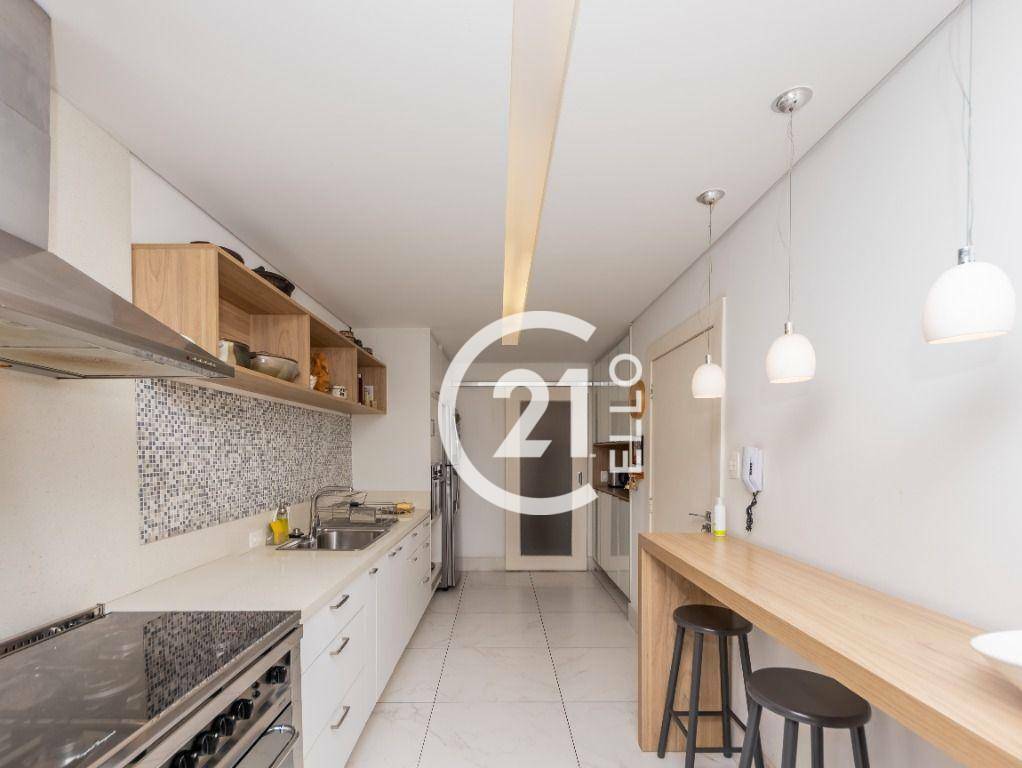 Apartamento à venda com 3 quartos, 141m² - Foto 33