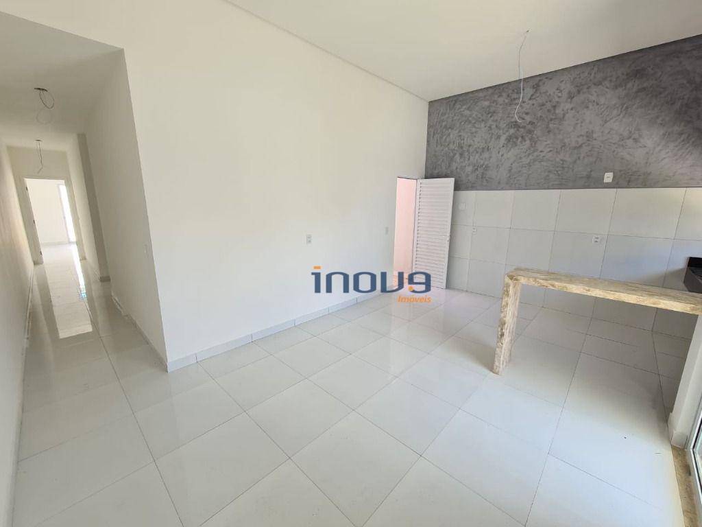 Casa à venda com 3 quartos, 94m² - Foto 5