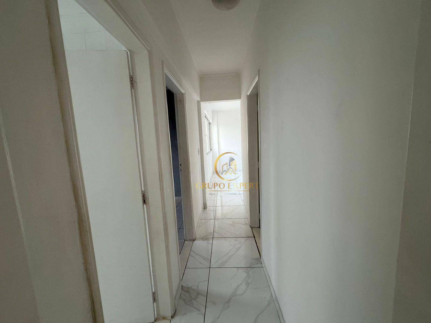 Apartamento à venda e aluguel com 3 quartos, 79m² - Foto 4