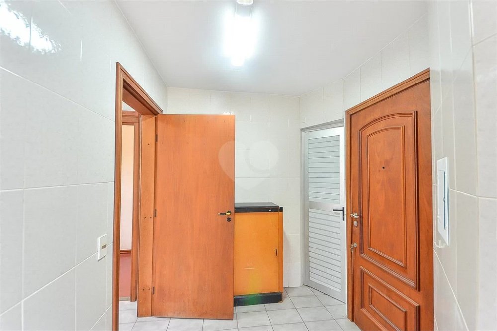 Apartamento à venda com 3 quartos, 98m² - Foto 13