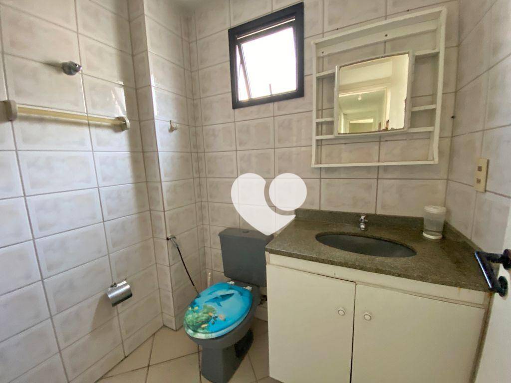 Apartamento à venda com 2 quartos, 75m² - Foto 8