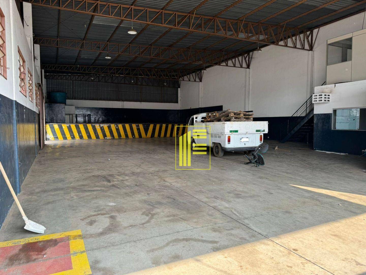 Depósito-Galpão-Armazém para alugar, 512m² - Foto 4