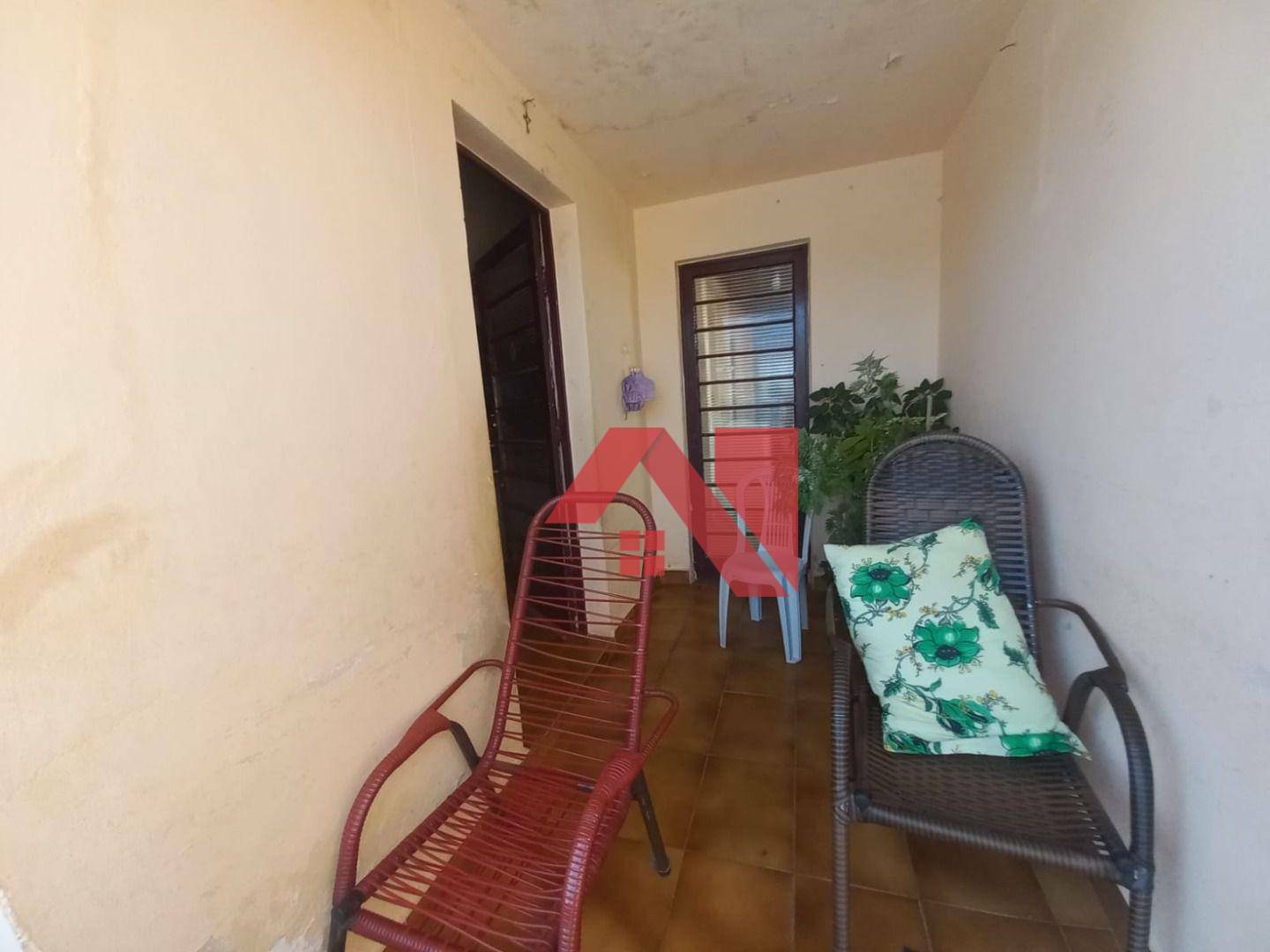 Casa à venda com 3 quartos, 200m² - Foto 10