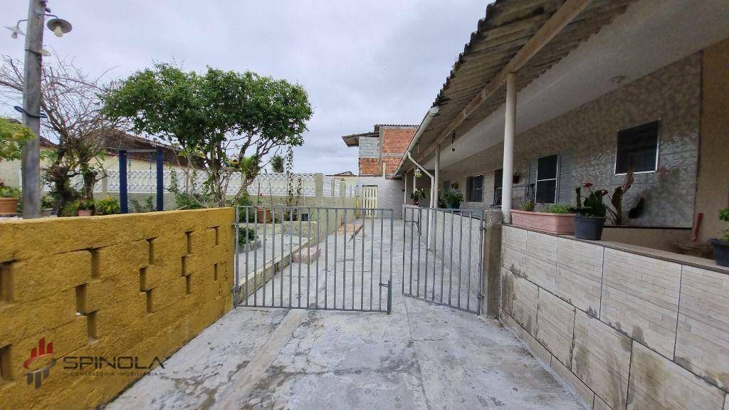 Casa de Condomínio à venda com 3 quartos, 161m² - Foto 2