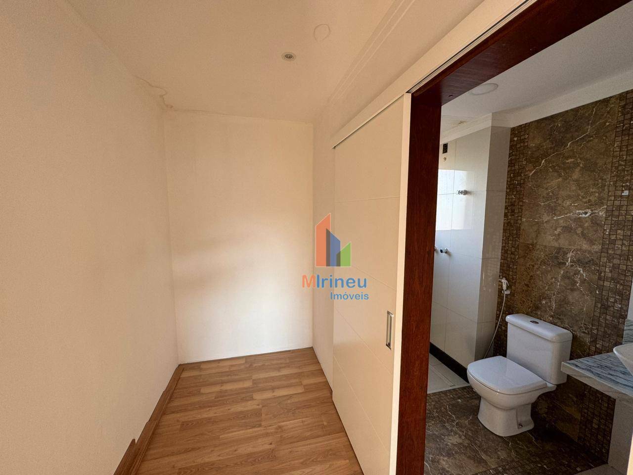 Apartamento à venda com 3 quartos, 110m² - Foto 19