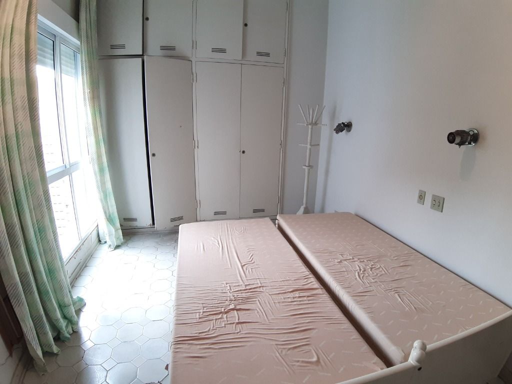 Apartamento à venda com 3 quartos, 190m² - Foto 11