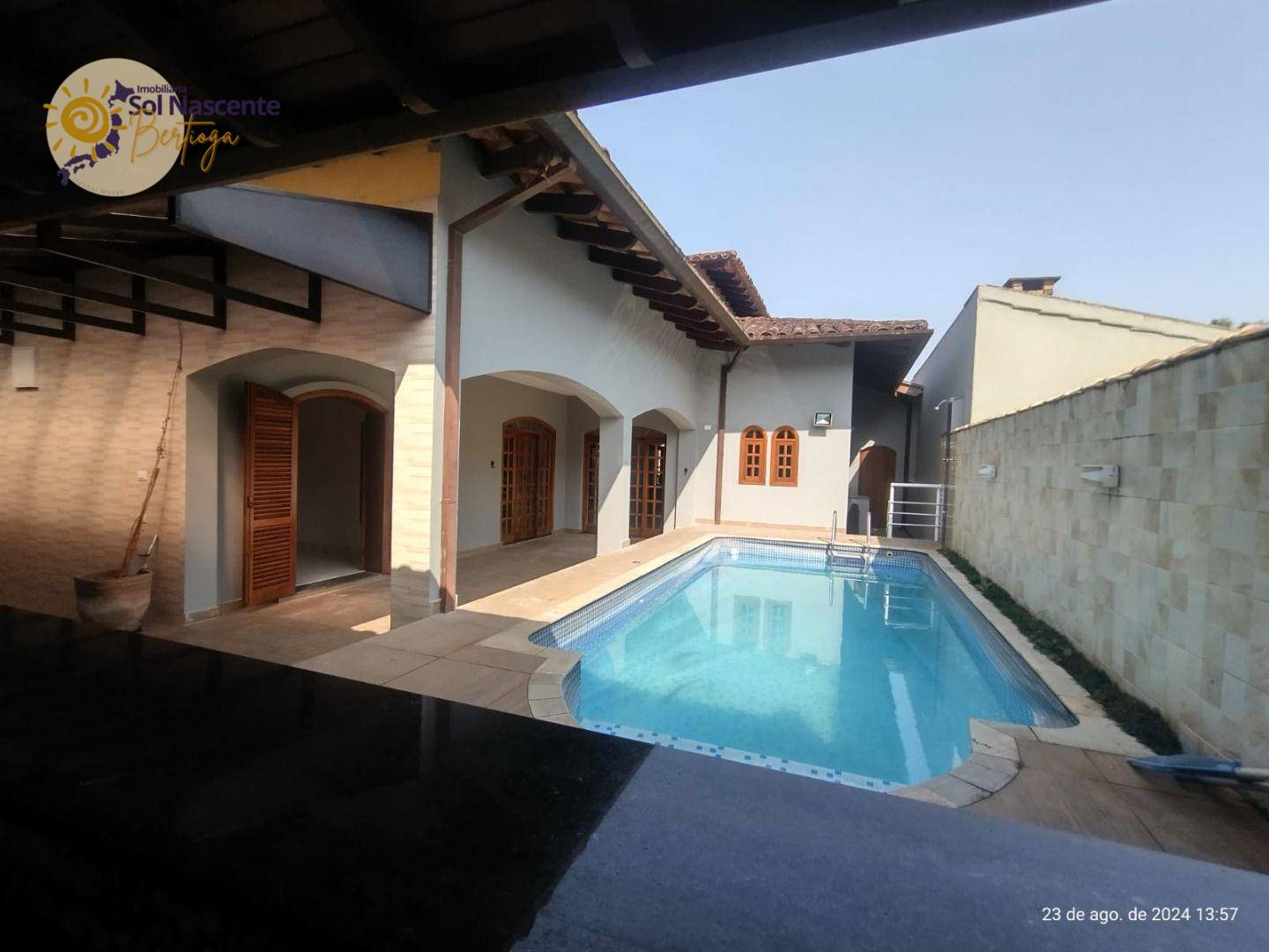 Casa de Condomínio à venda com 4 quartos, 228m² - Foto 12