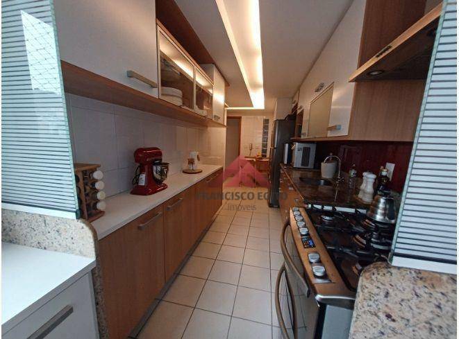 Apartamento à venda com 2 quartos, 89m² - Foto 17