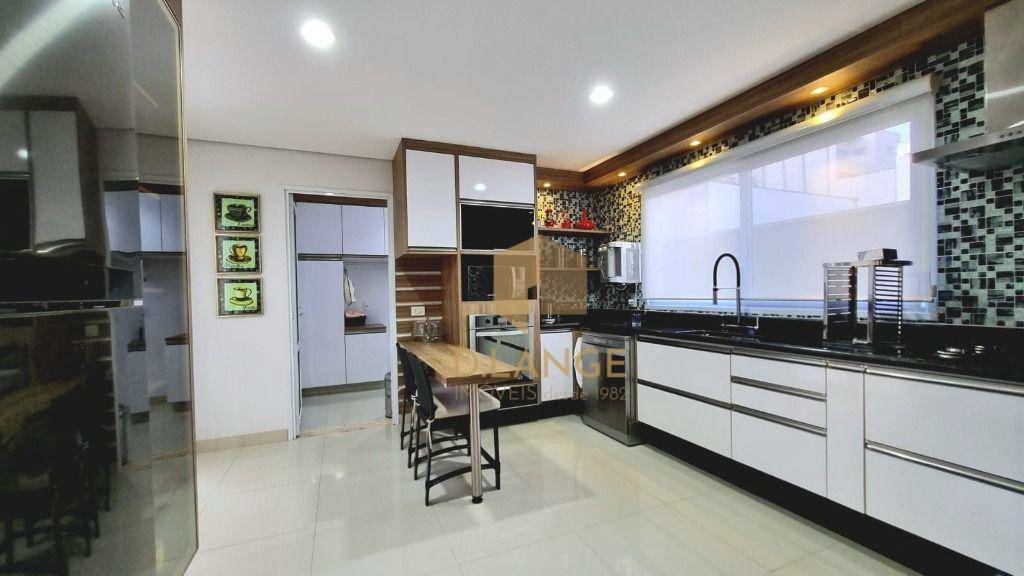 Casa de Condomínio à venda com 3 quartos, 304m² - Foto 12