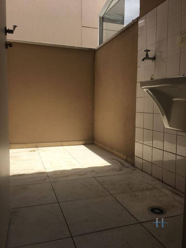 Casa de Condomínio à venda e aluguel com 2 quartos, 80m² - Foto 8