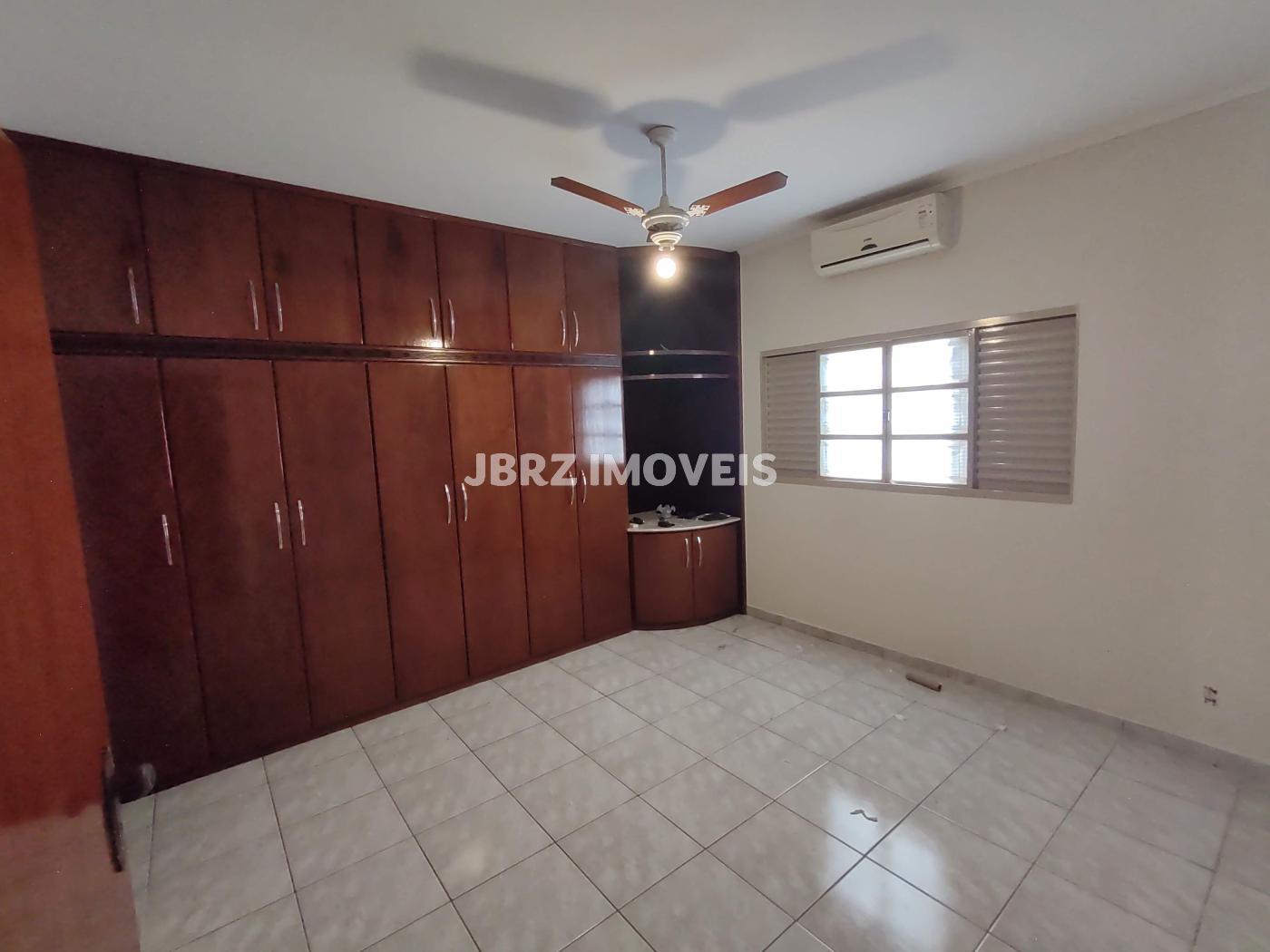 Casa para alugar com 3 quartos, 153m² - Foto 10