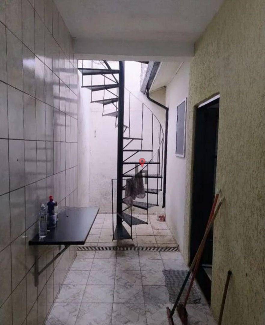Casa à venda com 1 quarto, 50m² - Foto 12