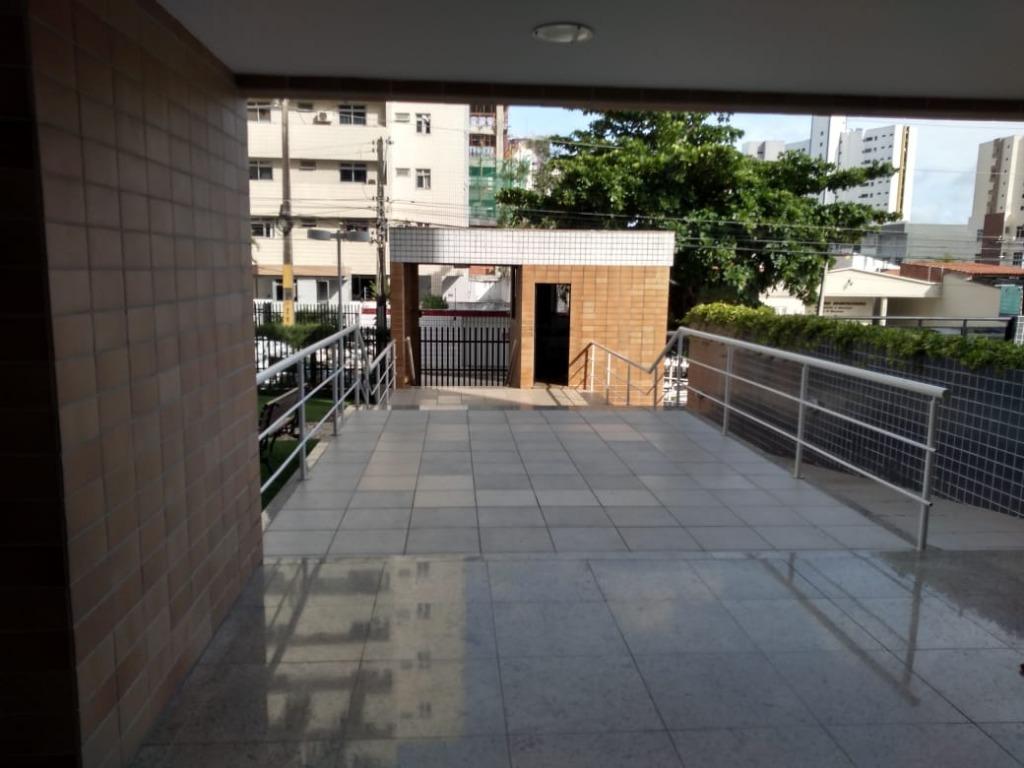 Apartamento à venda com 3 quartos, 160m² - Foto 11