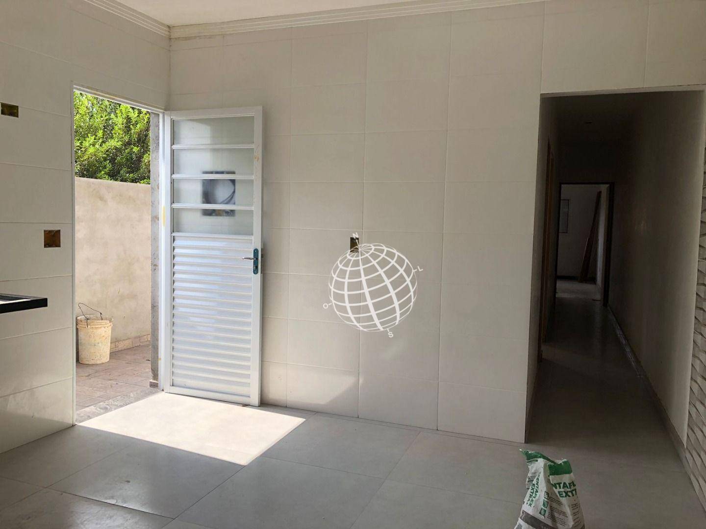 Casa à venda com 2 quartos, 105m² - Foto 5