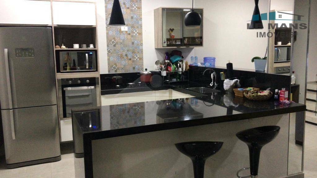 Casa de Condomínio à venda com 3 quartos, 193m² - Foto 25