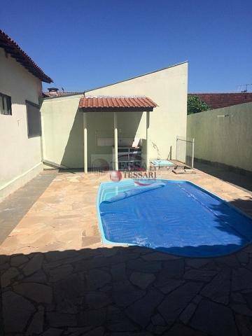 Casa para alugar com 4 quartos, 150m² - Foto 18