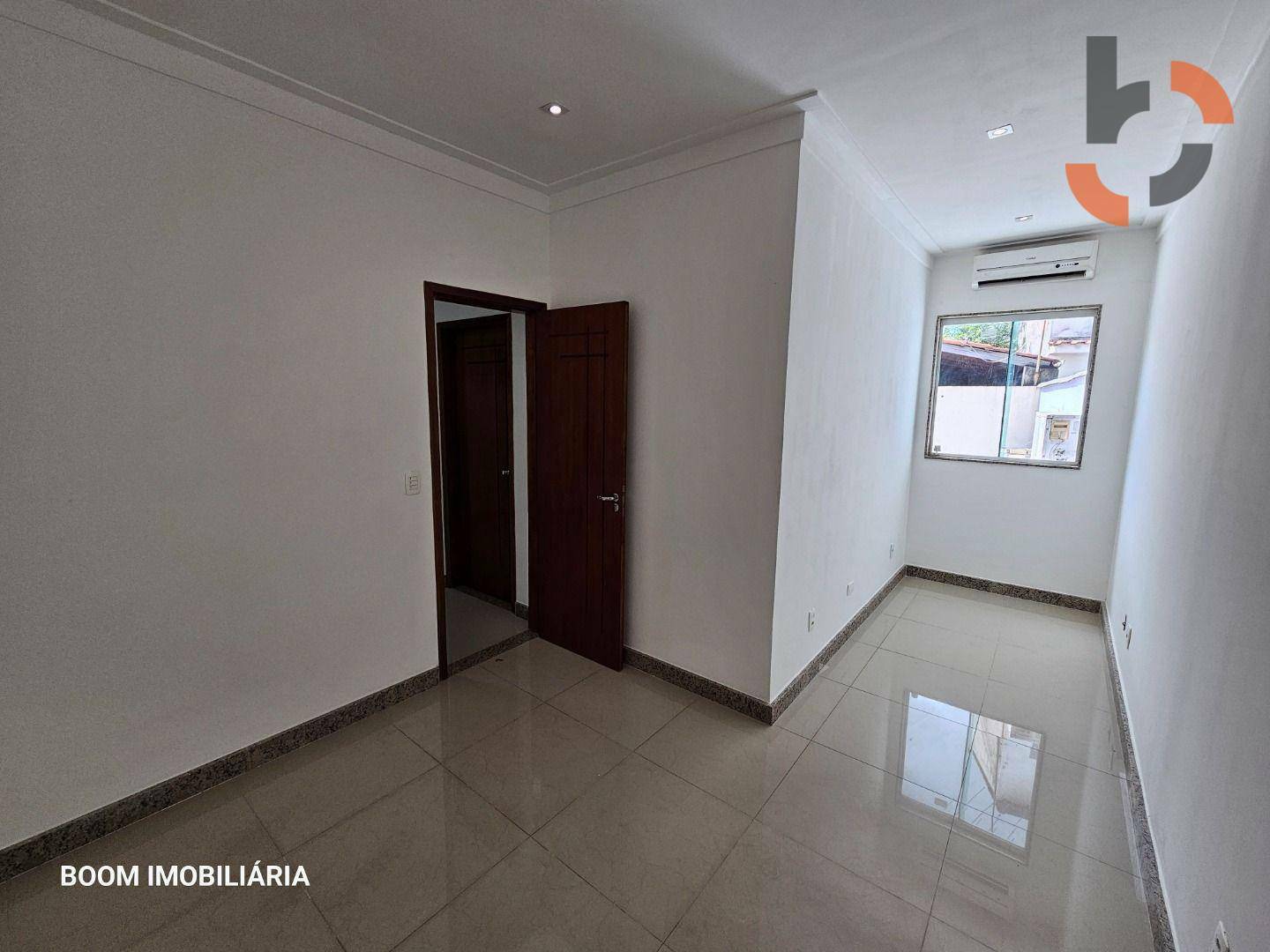 Casa à venda com 5 quartos, 218m² - Foto 24