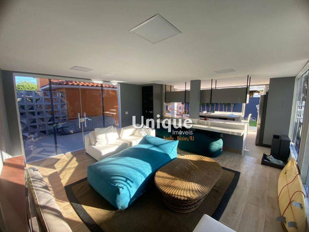 Casa à venda com 6 quartos, 347m² - Foto 25