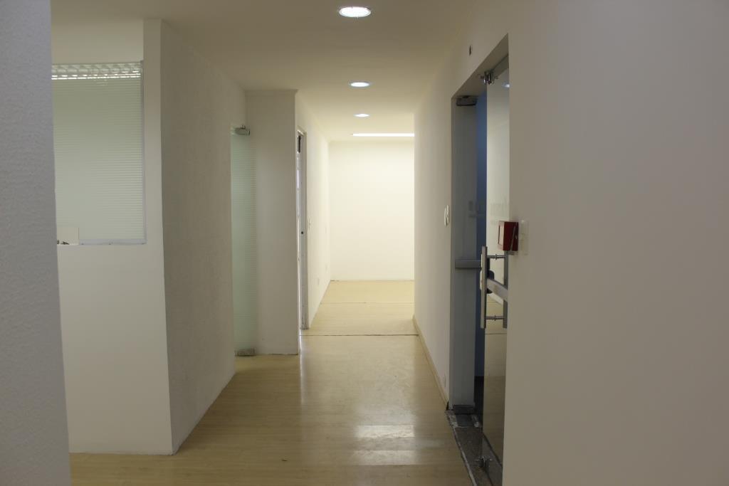 Prédio Inteiro à venda com 1 quarto, 517m² - Foto 17