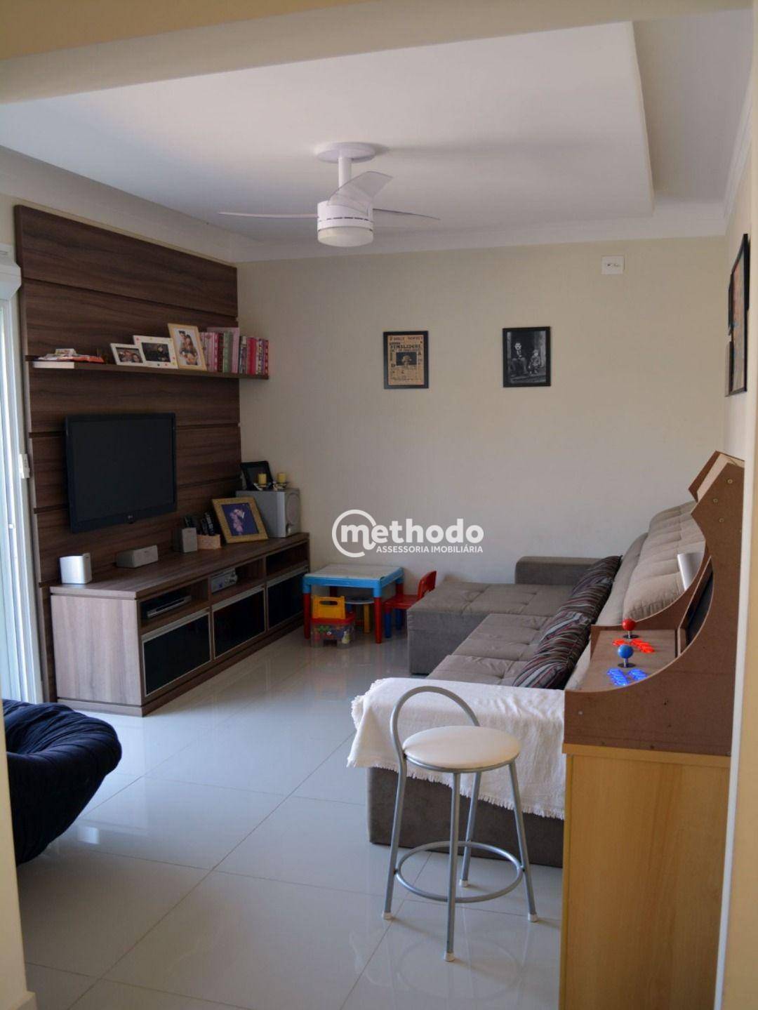 Casa de Condomínio à venda com 4 quartos, 360m² - Foto 19