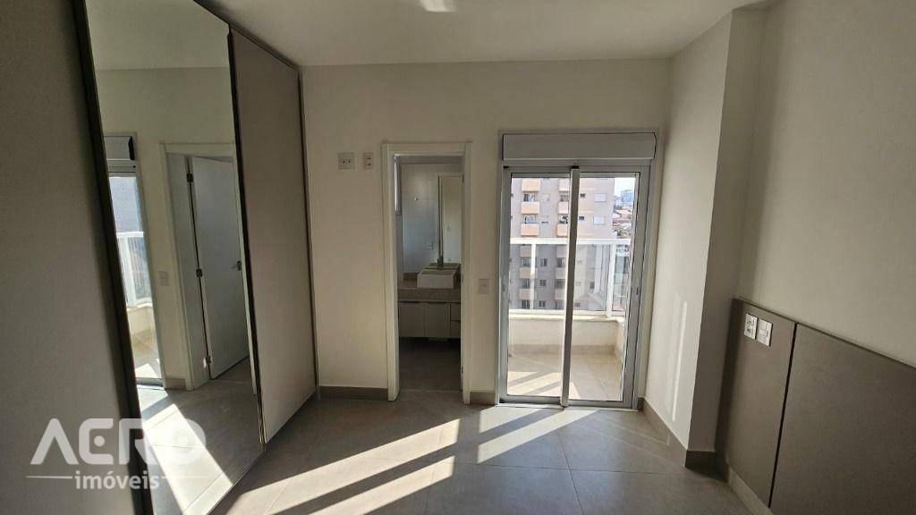 Apartamento para alugar com 3 quartos, 103m² - Foto 13
