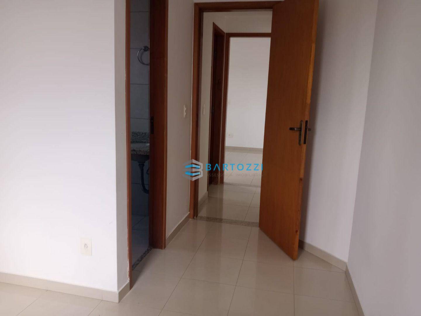 Apartamento à venda com 2 quartos, 70m² - Foto 19