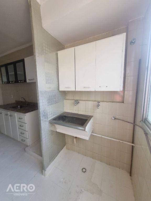 Apartamento à venda com 2 quartos, 60m² - Foto 18