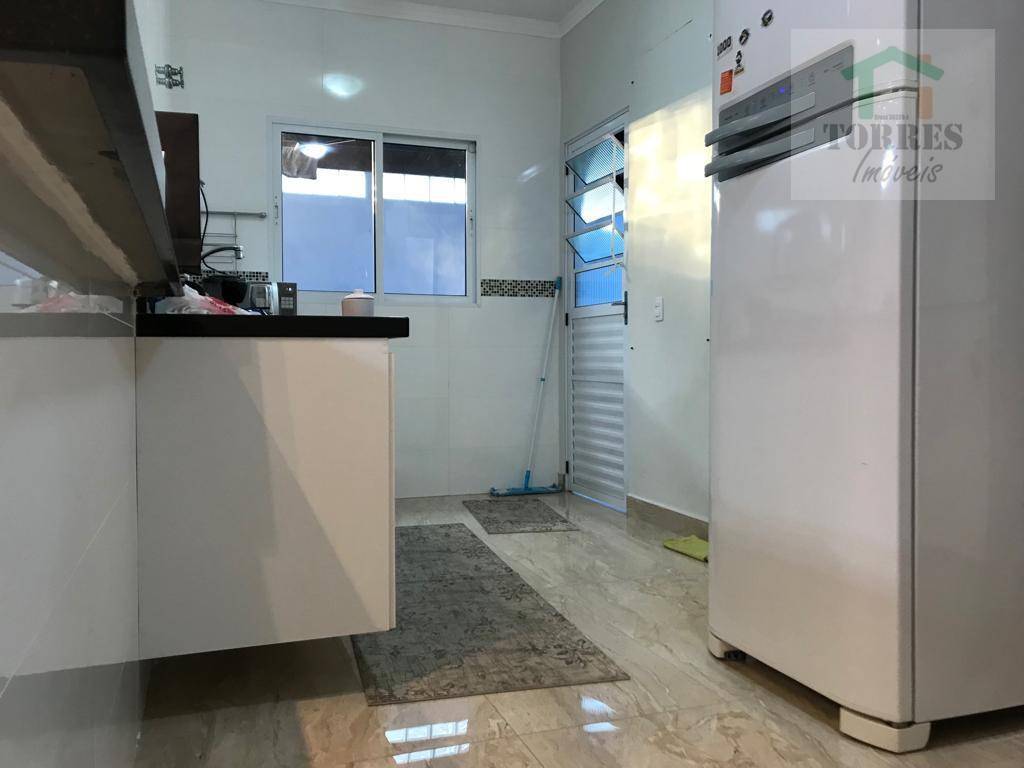 Casa à venda com 3 quartos, 120m² - Foto 6