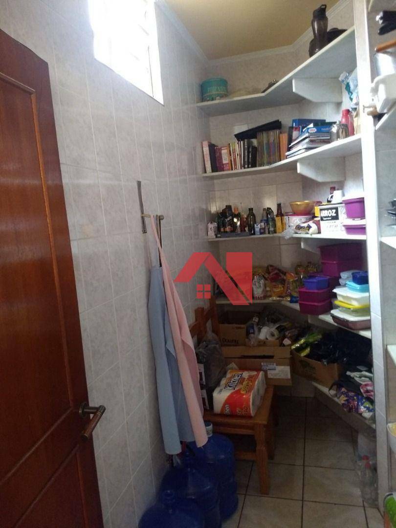 Casa à venda com 3 quartos, 193m² - Foto 19