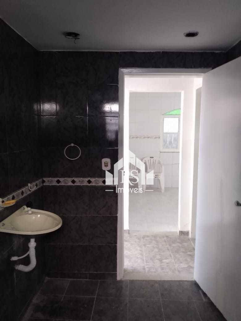 Casa à venda com 2 quartos, 141m² - Foto 14