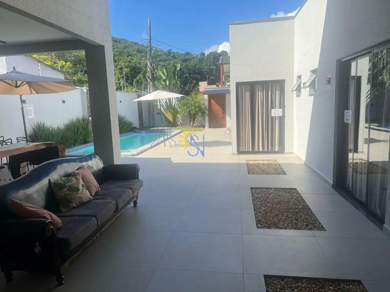 Casa para alugar com 4 quartos, 160m² - Foto 3
