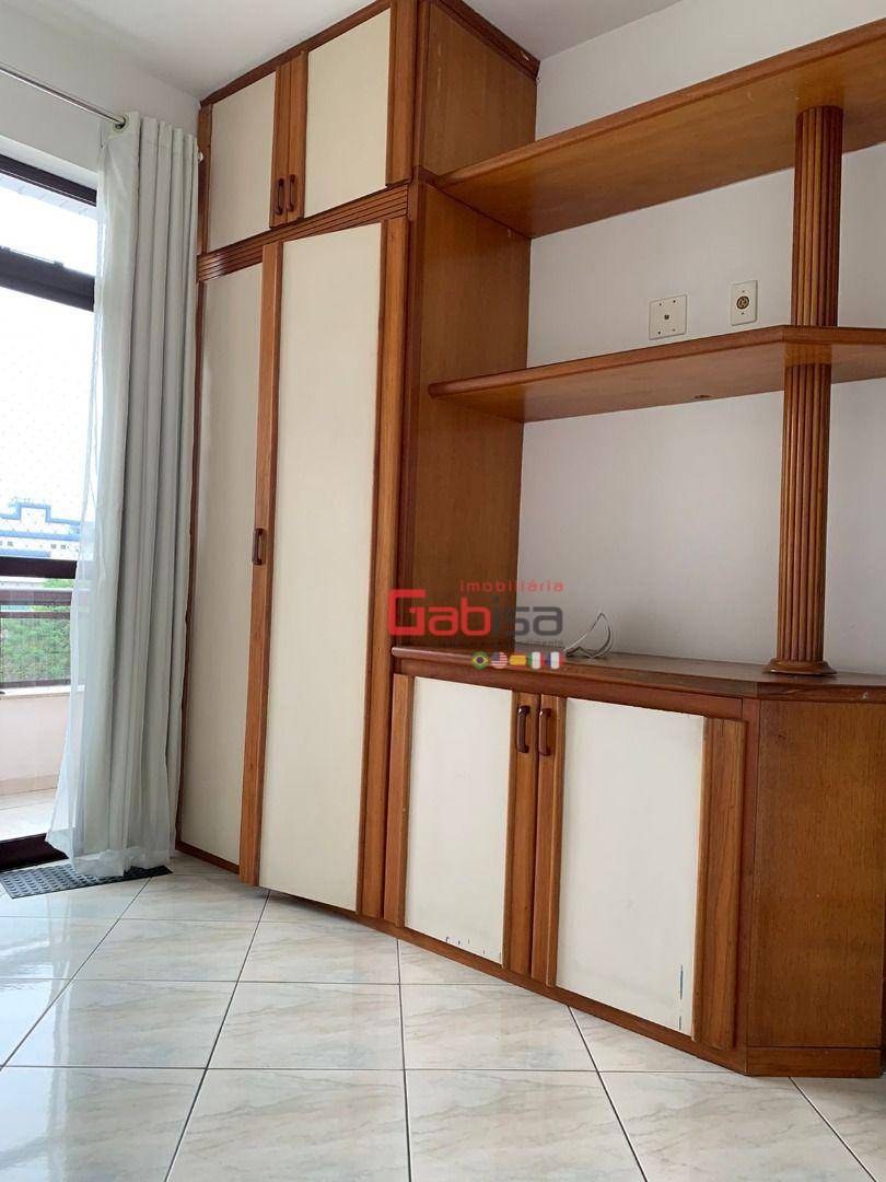Apartamento à venda com 2 quartos, 76m² - Foto 11