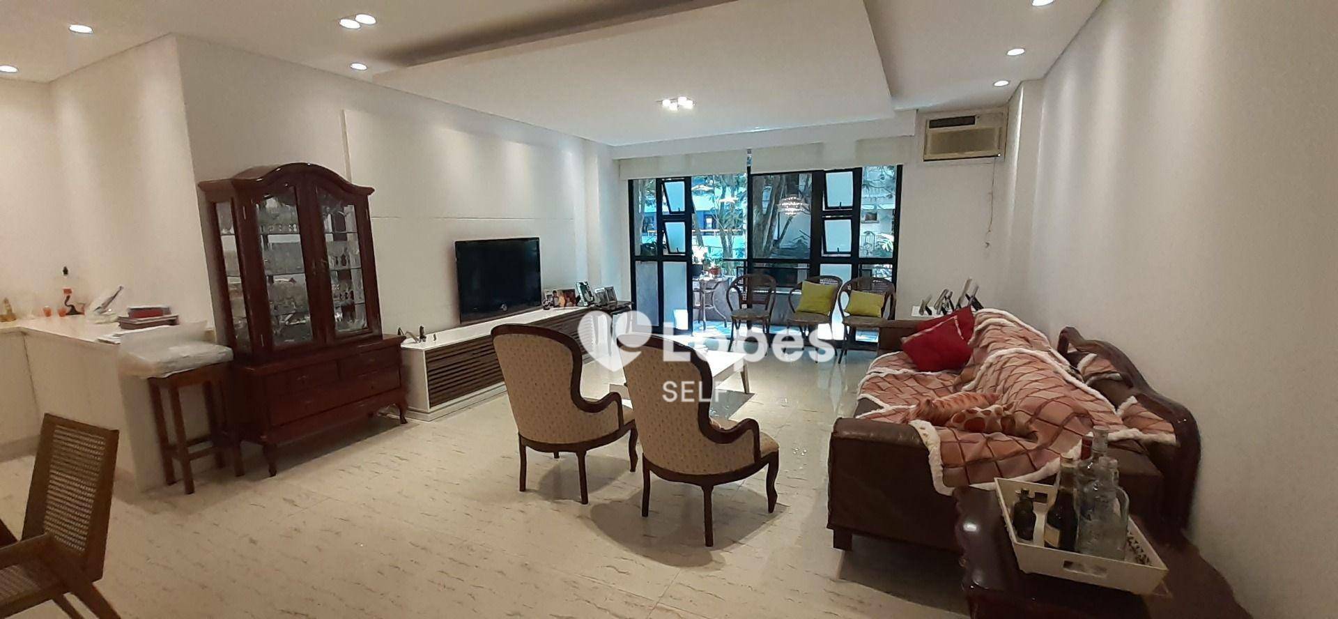 Apartamento à venda com 4 quartos, 170m² - Foto 1