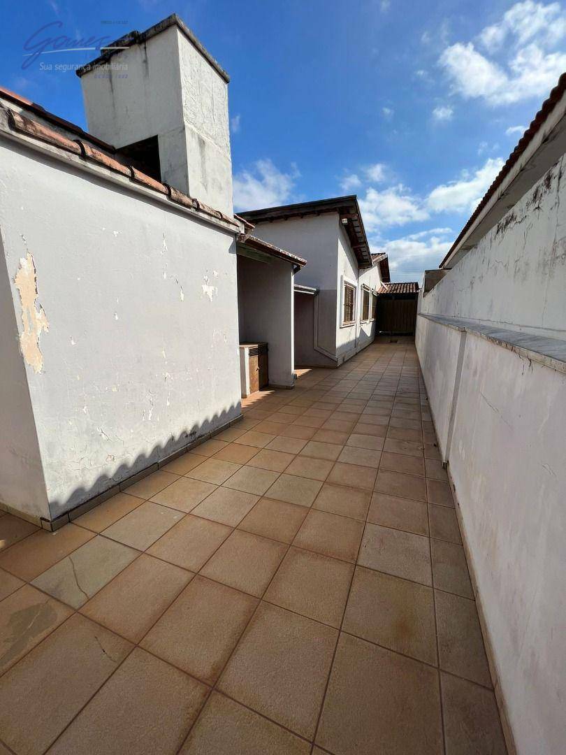 Casa à venda com 4 quartos, 190m² - Foto 13