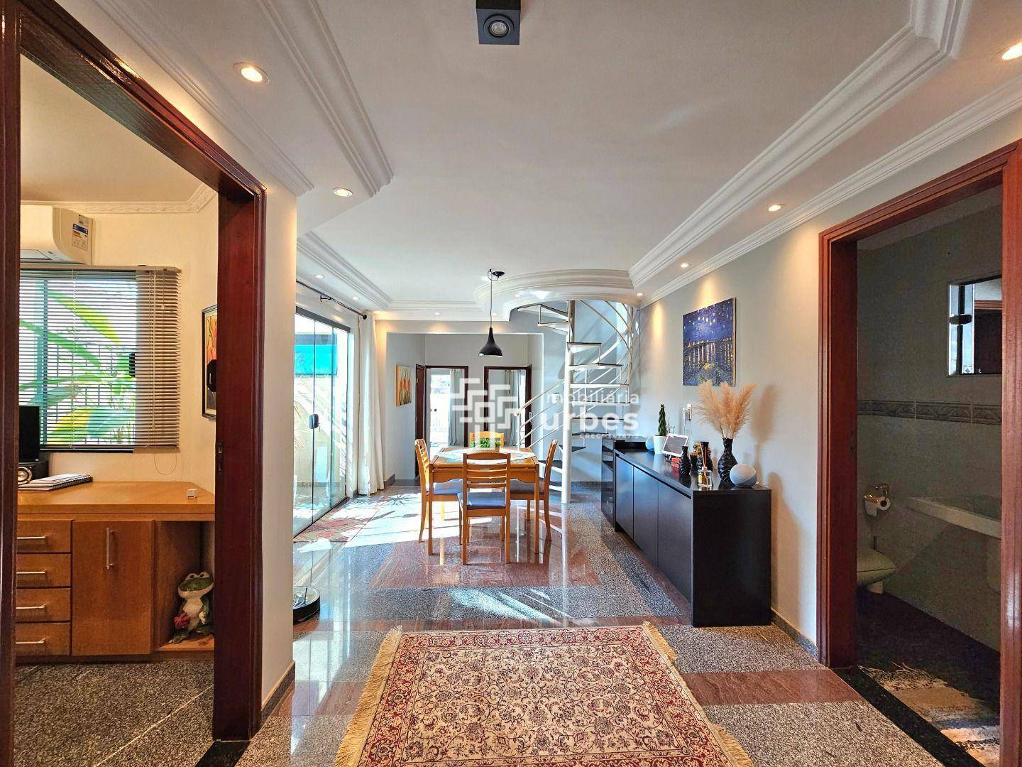 Casa à venda com 3 quartos, 411m² - Foto 5