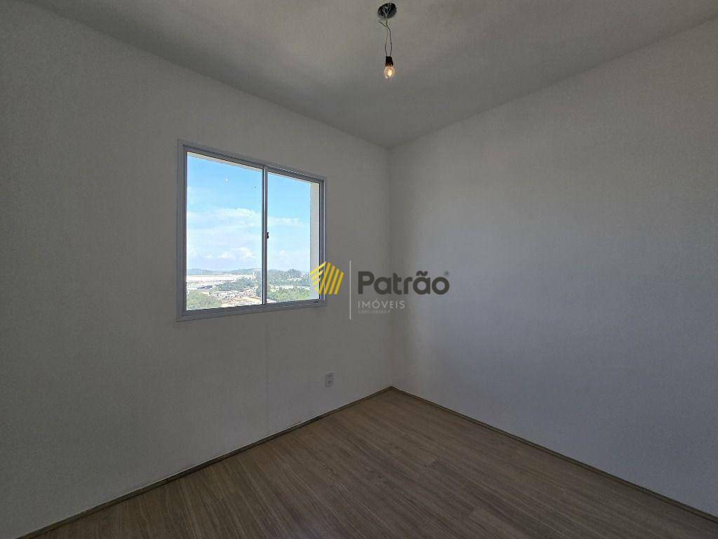 Apartamento à venda com 2 quartos, 42m² - Foto 7