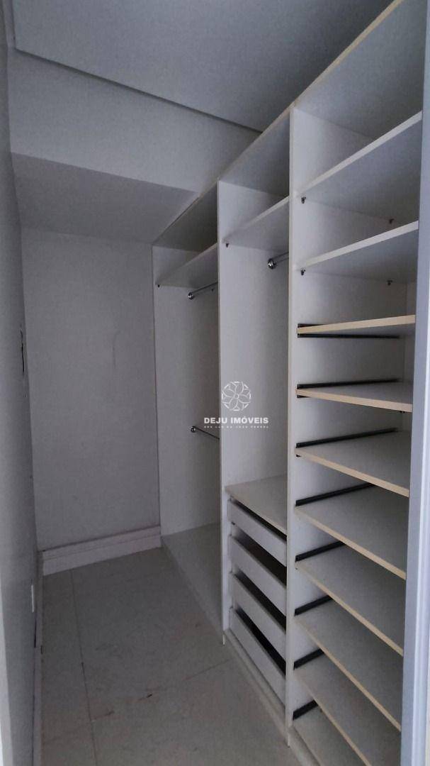 Apartamento à venda com 3 quartos, 236m² - Foto 8