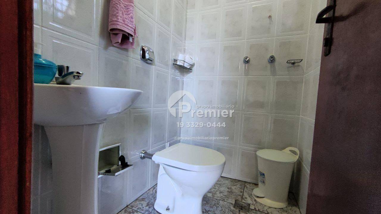 Casa à venda com 3 quartos, 214m² - Foto 27