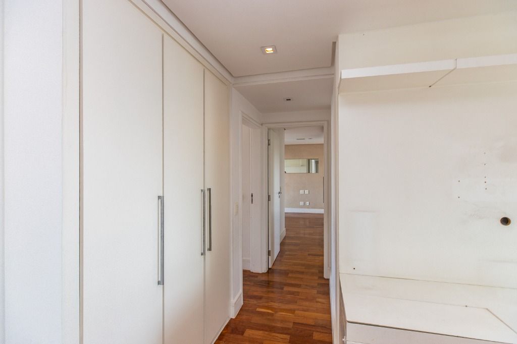 Apartamento à venda com 4 quartos, 255m² - Foto 40