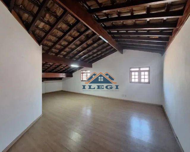 Casa de Condomínio à venda com 3 quartos, 270m² - Foto 18