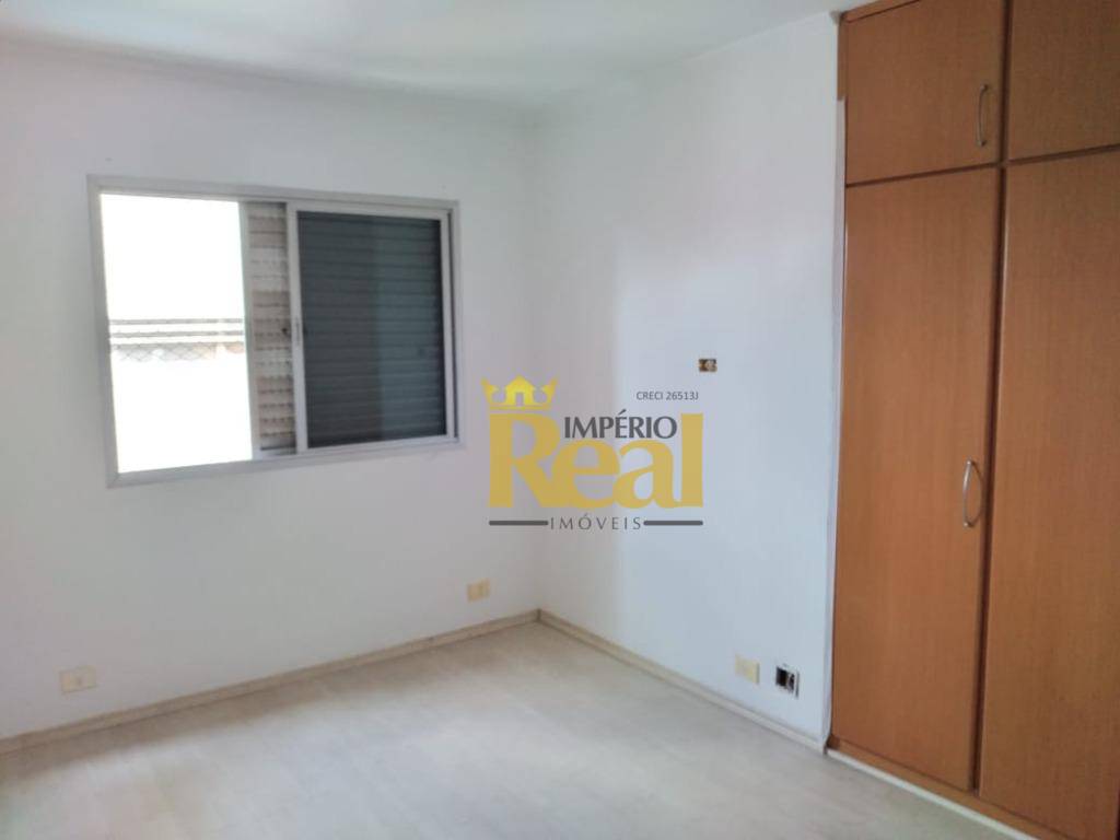 Apartamento para alugar com 4 quartos, 157m² - Foto 10