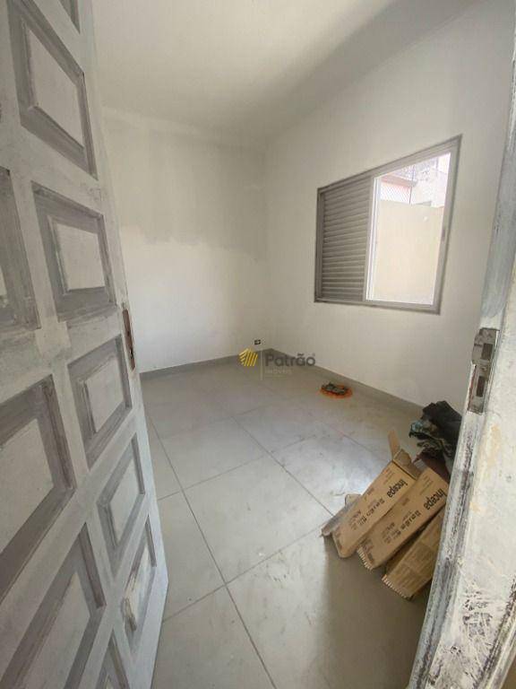 Sobrado para alugar com 3 quartos, 349m² - Foto 5