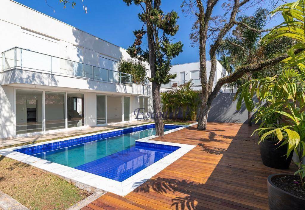 Casa de Condomínio à venda com 4 quartos, 565m² - Foto 30