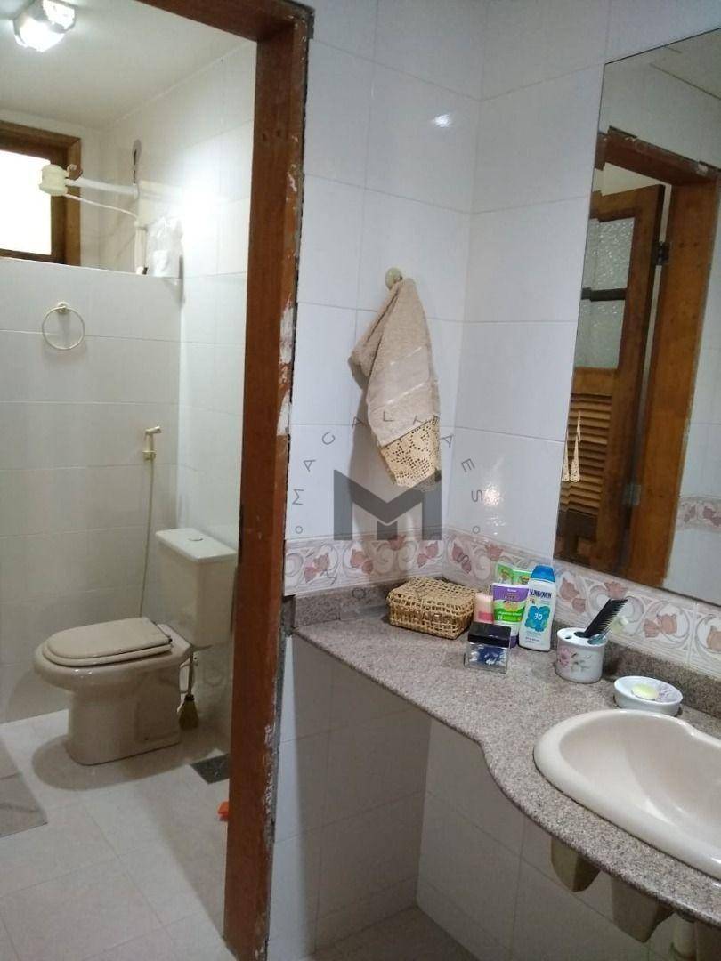 Casa à venda com 3 quartos, 210m² - Foto 10