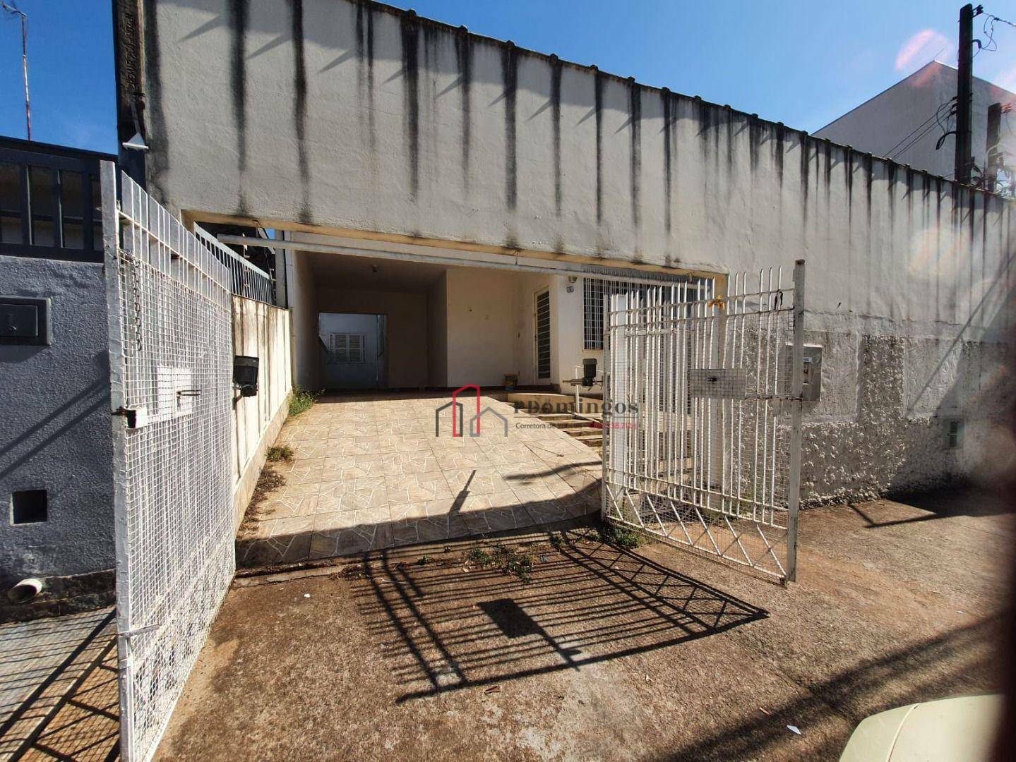 Casa à venda com 3 quartos, 157m² - Foto 3